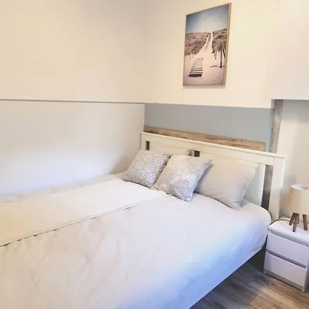 Var17 Apartment *
